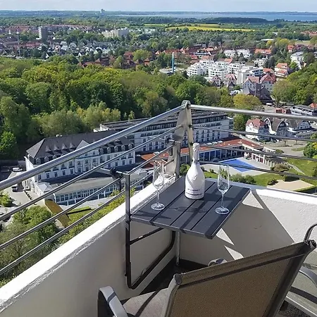 Luxus-ecksuite Mit Stylischem Design Und Traumblick übers Meer, 26.stock Im Maritim Apartamento Lubeca