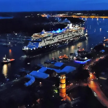 Apartment Luxus-ecksuite Mit Stylischem Design Und Traumblick übers Meer, 26.stock Im Maritim