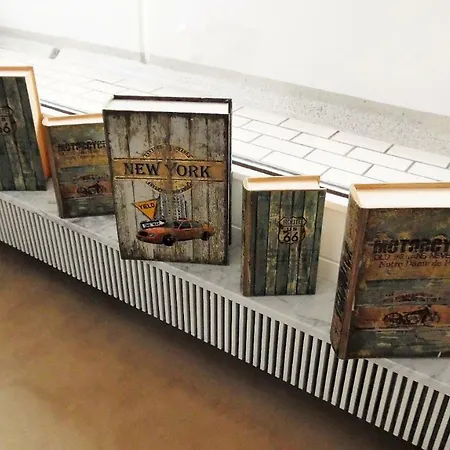 Luxus-ecksuite Mit Stylischem Design Und Traumblick übers Meer, 26.stock Im Maritim * Lübeck