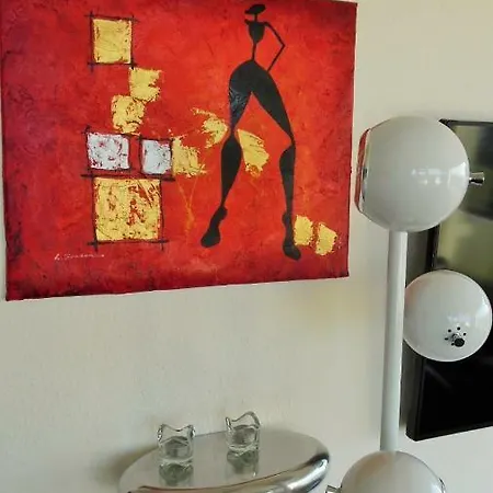 Luxus-ecksuite Mit Stylischem Design Und Traumblick übers Meer, 26.stock Im Maritim * Lübeck