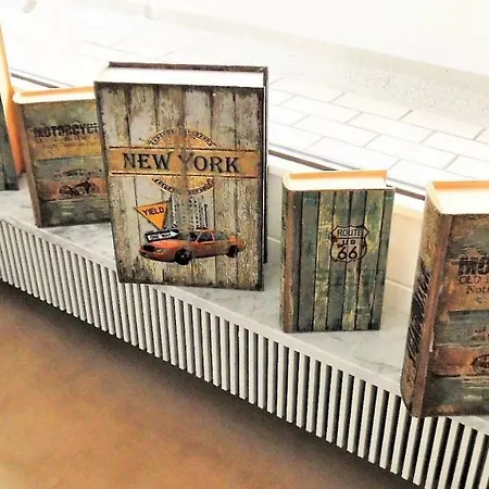 Luxus-ecksuite Mit Stylischem Design Und Traumblick Uebers Meer, 26.stock Im Maritim Apartament Lubeka