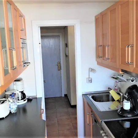 Luxus-ecksuite Mit Stylischem Design Und Traumblick übers Meer, 26.stock Im Maritim Lübeck